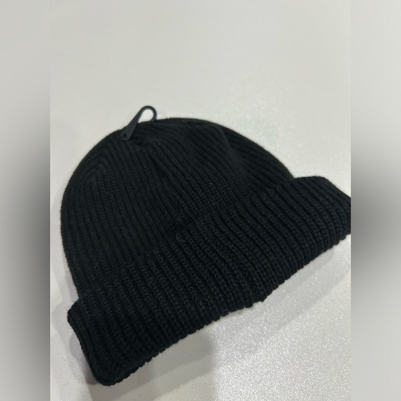 Roxy Women's Freja Beanie Black Hat Double Layer Rib-Knit Acrylic Cozy NWT - Picture 3 of 7